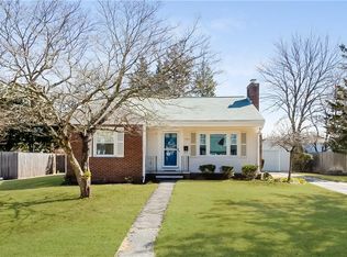 162 Lockwood St, West Warwick, RI 02893