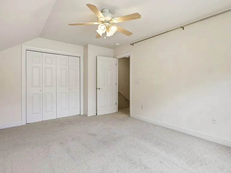 67 Covered Bridge Dr — Photo 25
