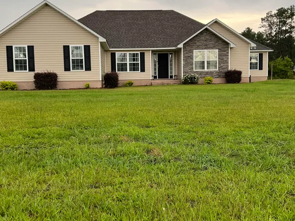 56 Glenridge Dr, Douglas, GA 31535