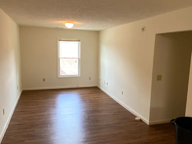 1282 N Main St #3 — Photo 7