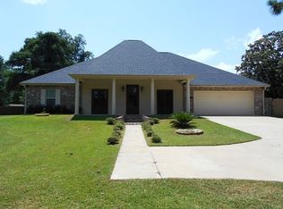 7869 Kurthwood Rd, Leesville, LA 71446