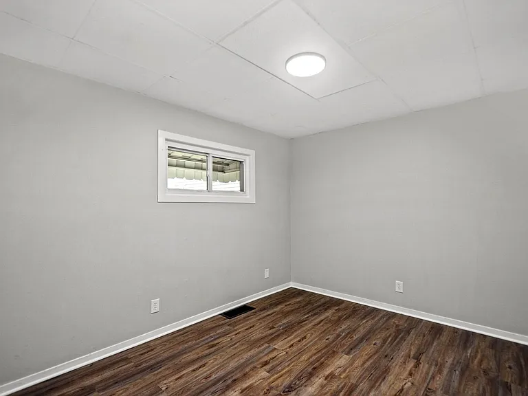 361 Vine St — Photo 7