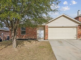 4928 Water Ridge Ln, Fort Worth, TX 76179