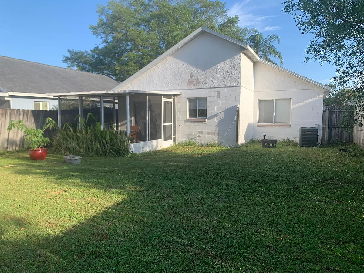 Building Photo - 9824 Dean Acre Dr