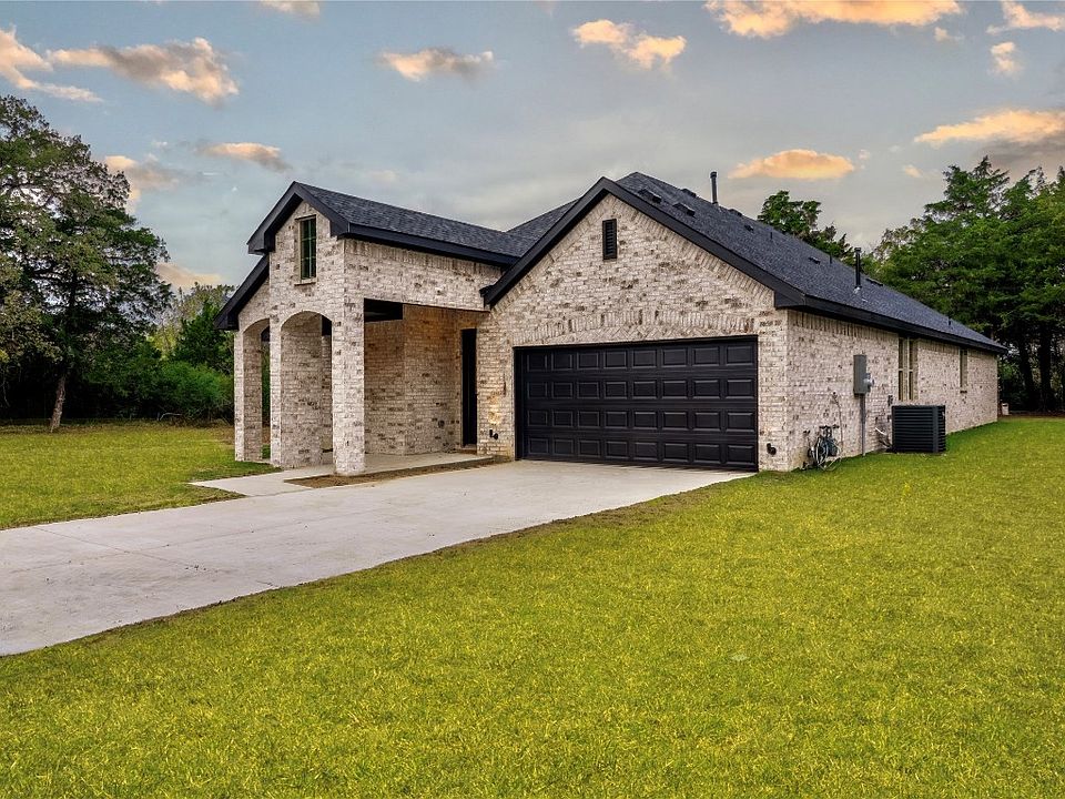 708 Mineral Wells St, Terrell, TX 75160 MLS 20216547 Zillow