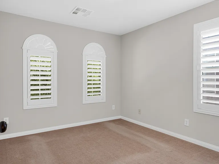 2279 Autumn Fire Ct — Photo 26