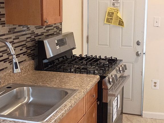 5th image of 1604 E Duval St #A