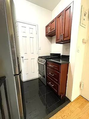 Rented by J PRESTON AND ASSOCIATES INC | media 23