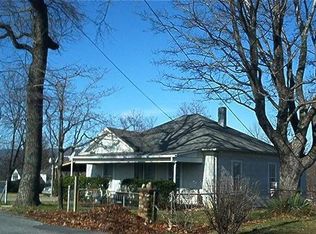 1315 Summit Ln NW, Roanoke, VA 24017