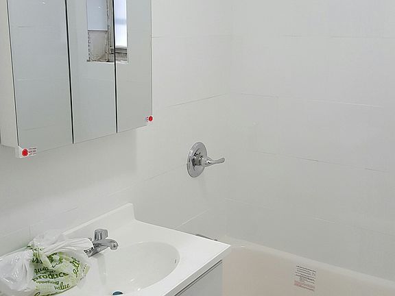 3rd image of 4138 67th St #2F