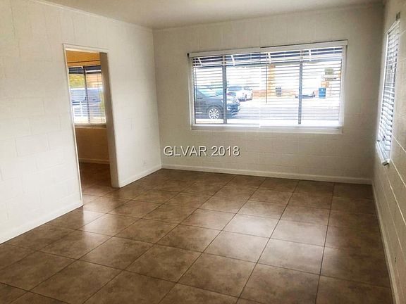 4th image of 4213 Garden Pl