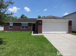 2004 Redfish Dr, Texas City, TX 77591
