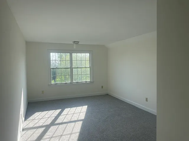 1320 Green St — Photo 7