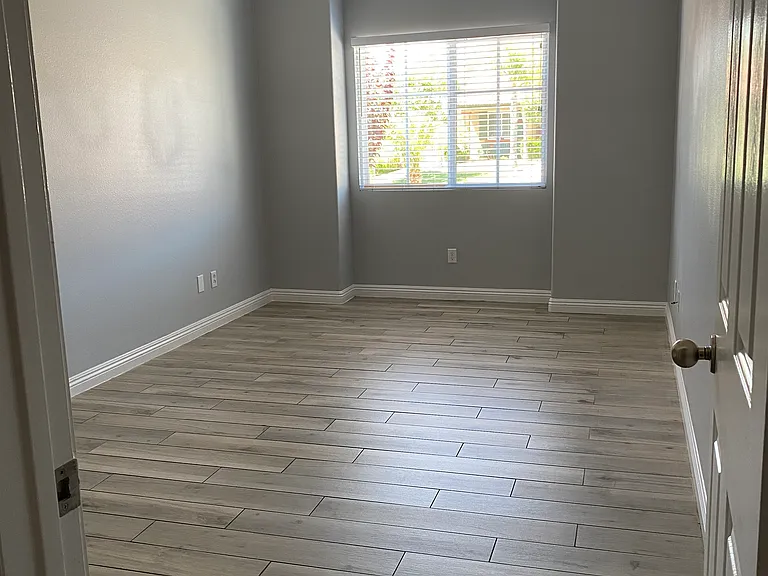 2192 Farm Meadows Dr — Photo 9