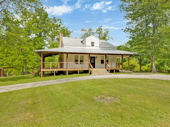 818 Old Highway 127 S, Jamestown, TN 38556