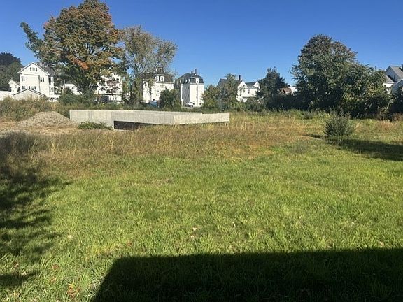 2nd image of 7 Green St