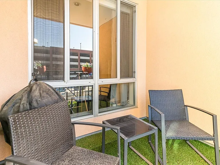 196 S Grant Ave #307 — Photo 25