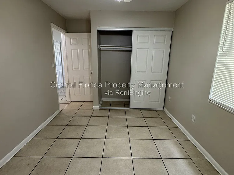 809 Rockhill St — Photo 5