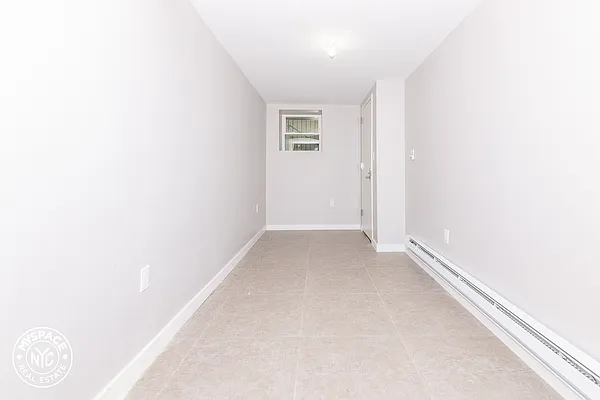 Rented by MySpaceNYC | media 21