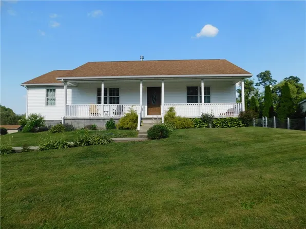 308 McClellandtown Lambert Rd, Mc Clellandtown, PA 15458