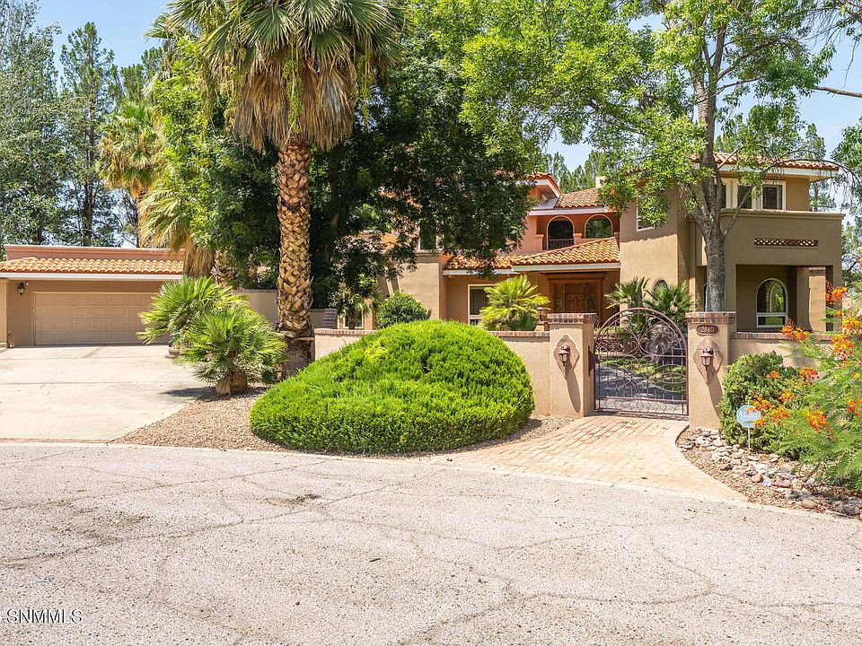 1st image of 2840 McDowell Pl