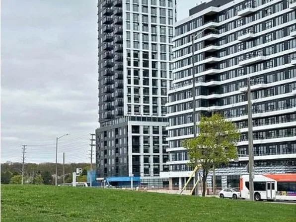 2495 Eglinton Ave W, Mississauga, ON