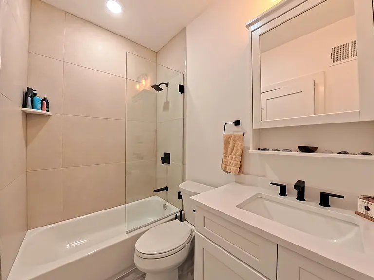113 Beacon St — Photo 13