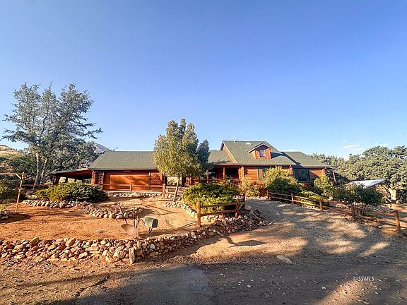 4th image of 567 Mountain Shadow Rd