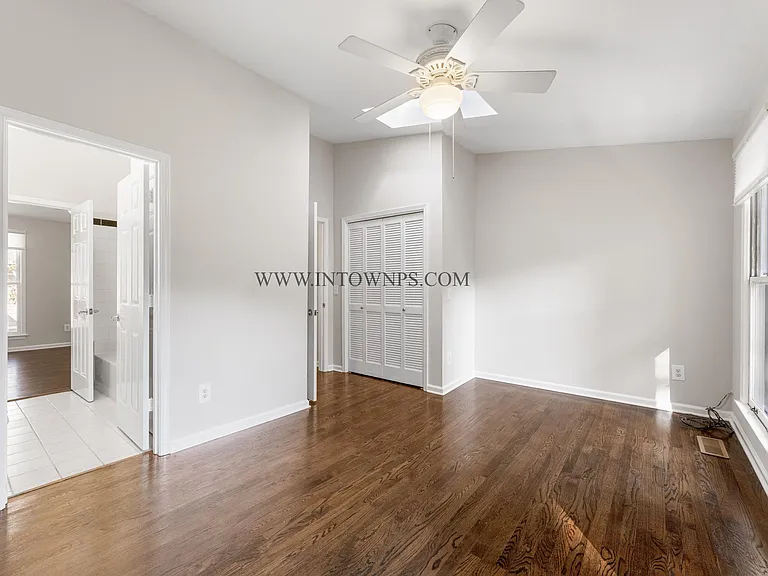 657 Park Village Dr NE — Photo 13