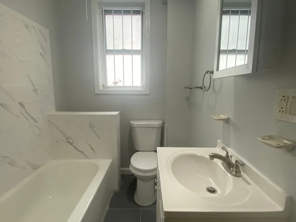 3811 Baring St #2, Philadelphia, PA 19104