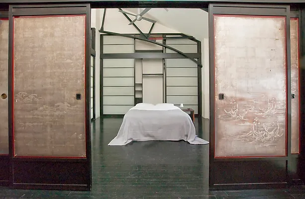 Sold by Azulay Group | media 12