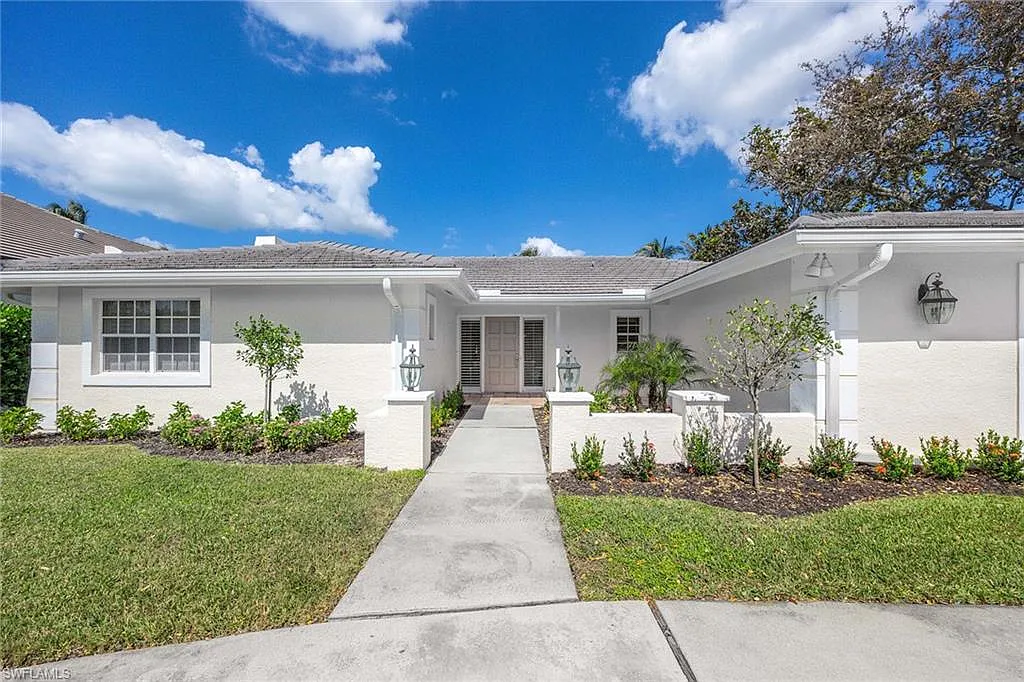 4 bed, 3.0 bath, 2490 sqft, $20,000 — Photo 4