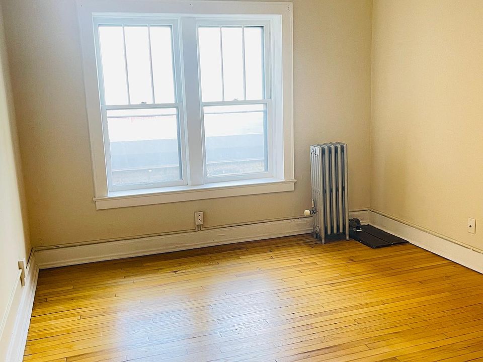 1st image of 407 Stolp Ave APT 407