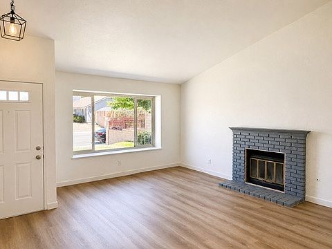 5th image of 37751 Silk Tree Ln