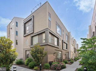 2128 Kensington Walk, Philadelphia, PA 19125