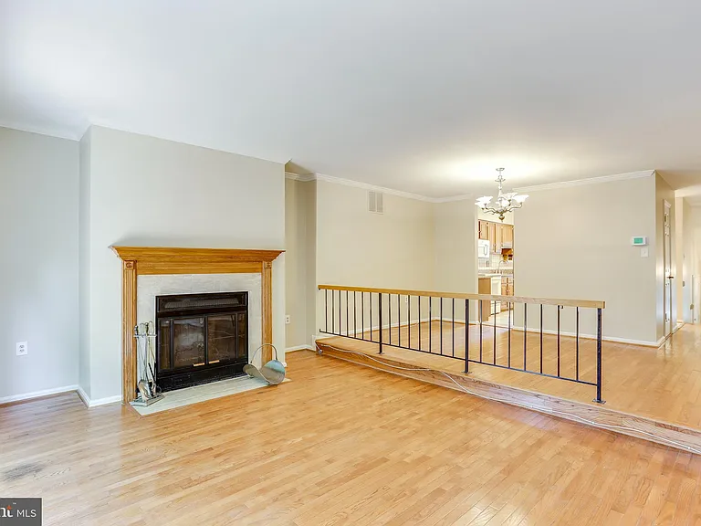7371 Swan Point Way #10-8 — Photo 10