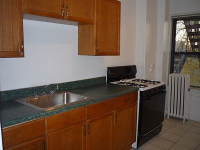 2nd image of 5616 N Winthrop Ave APT 2R