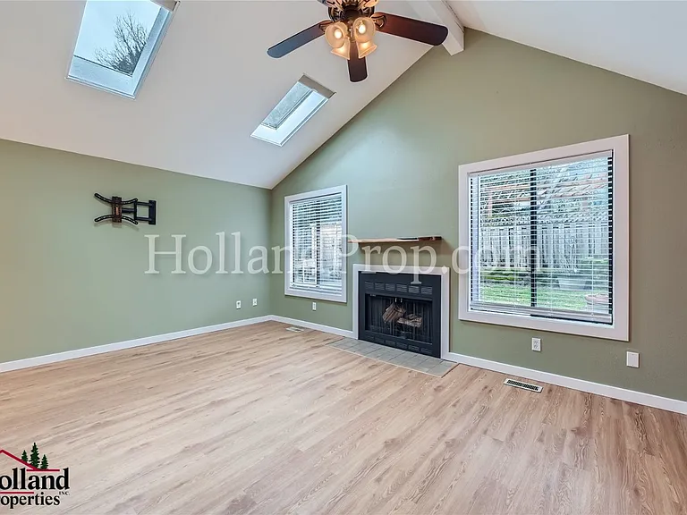 6765 SW 152nd Ave — Photo 6