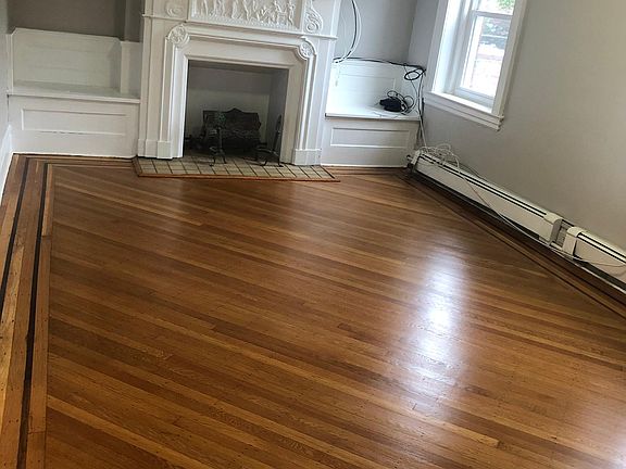 1920's deco fireplace detail (not working) in the Living Room