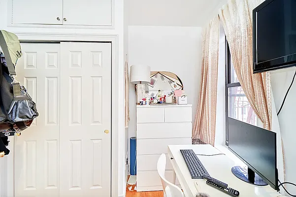 Rented by Living New York | media 2