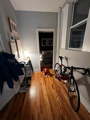 Rented by Salon Realty Corp | media 2