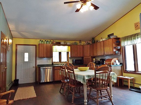 Country kitchen 