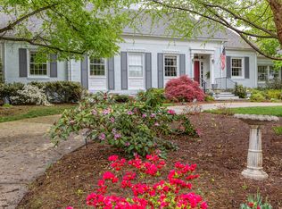 3926 Starmount Dr, Greensboro, NC 27410