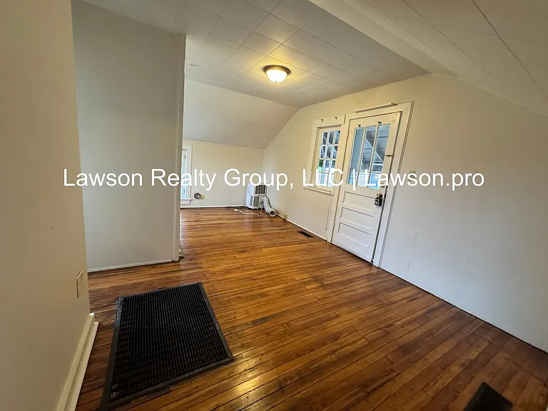 Walnut 422 — Photo 5