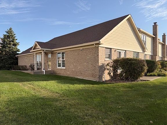 2nd image of 7917 Belle Rive Ct