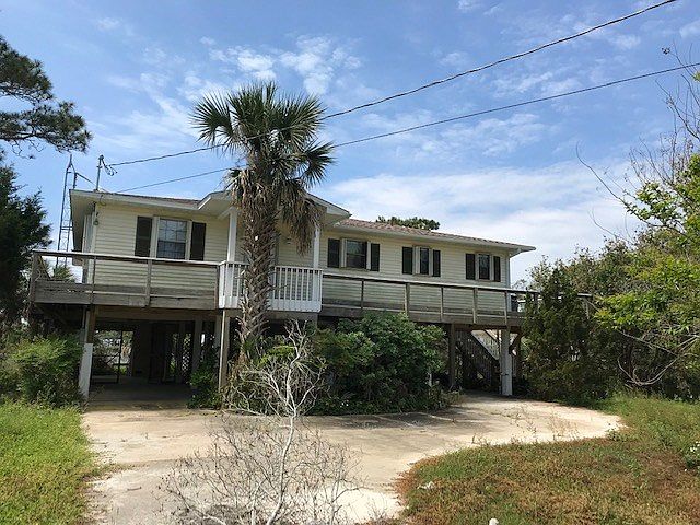 1st image of 18 Gulf Breeze Dr