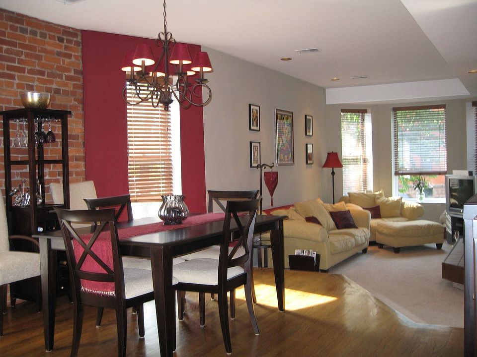 1st image of 447 Marshall Ave APT 2