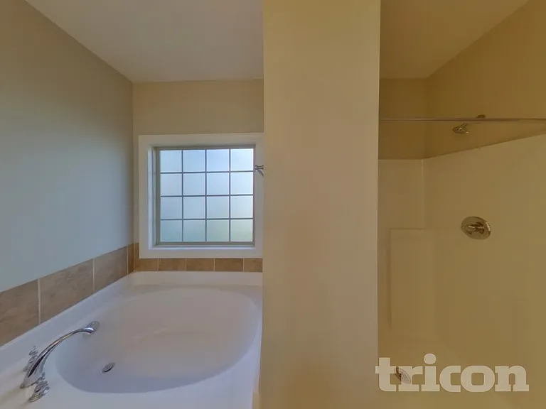 5105 Cloverhill Dr — Photo 13