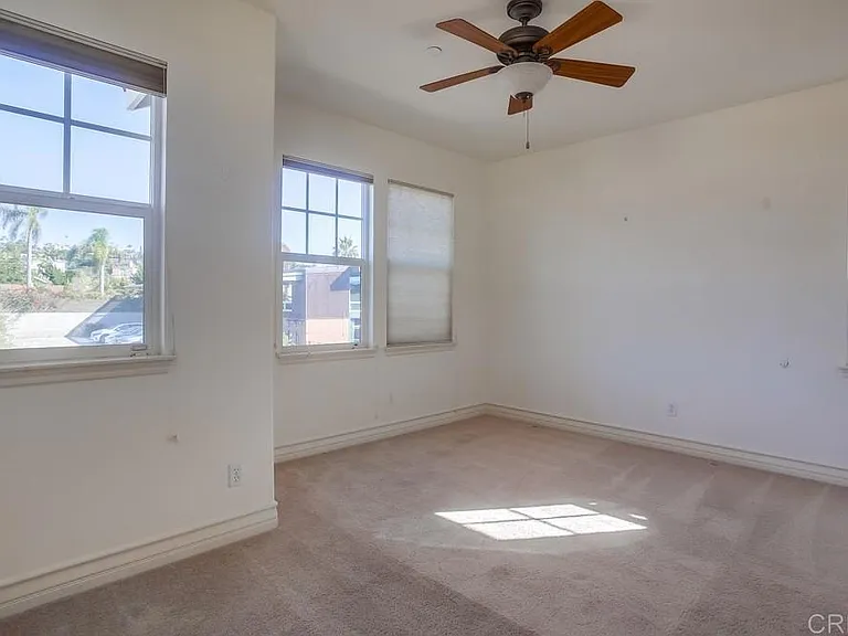 421 N Cedros Ave N — Photo 38