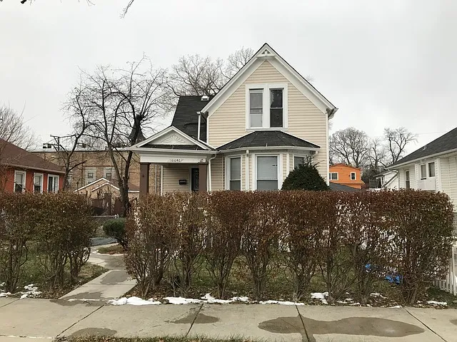 10046 S Parnell Ave photo 1